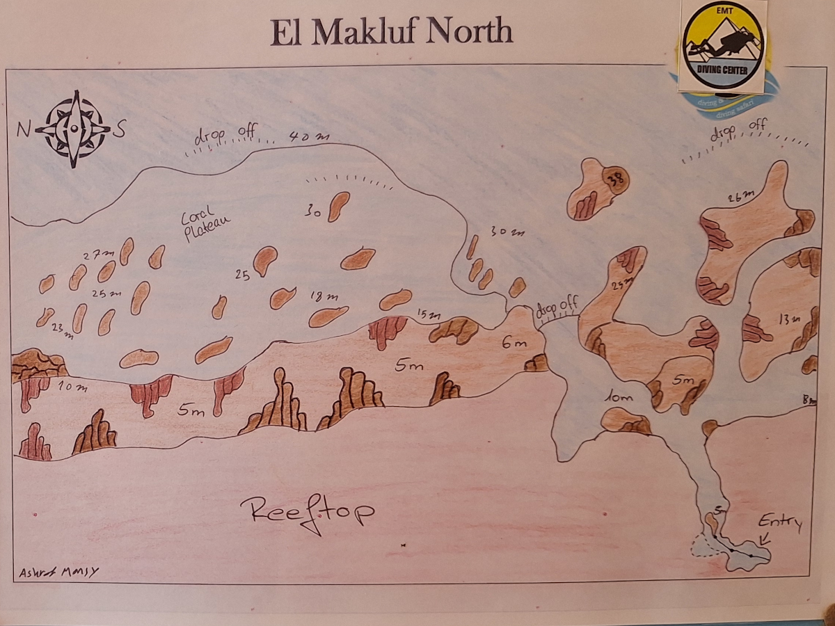 diveMap_elMaklufN_h1200x900 Handskizze von Ashraf Mansy: Tauchplatzkarte von El Makluf Nord mit Tiefenangaben, Richtungen und Highlights.